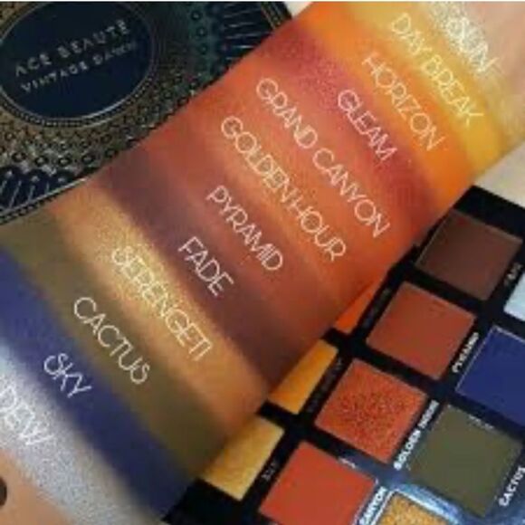 Ace Beaute Vintage Dawn Eyeshadow Palette NIB vibrant colors absolutely stunning - Picture 5 of 5